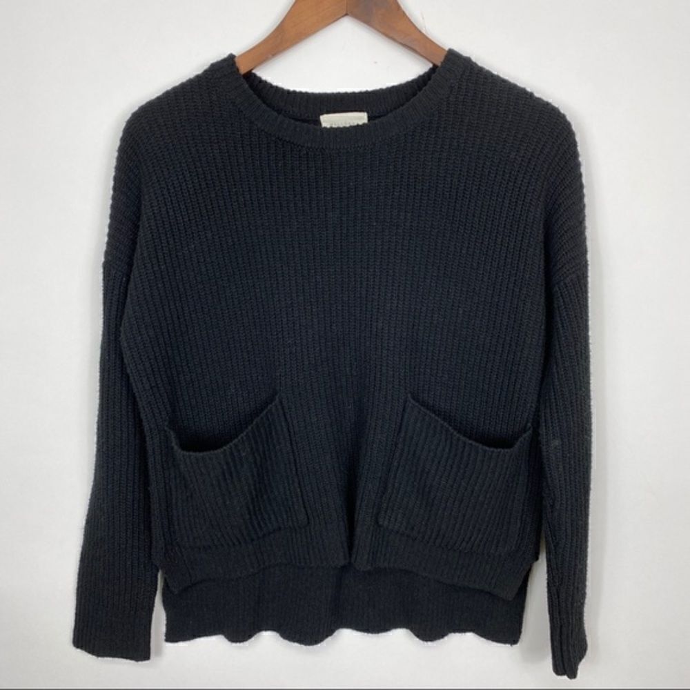 Melloday Black Front Pocket Sweater Small